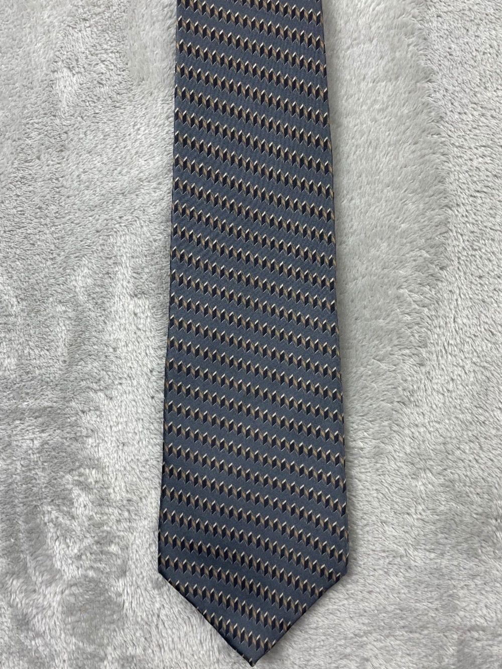 DKNY Men's Classic 100% Silk Neck Tie
